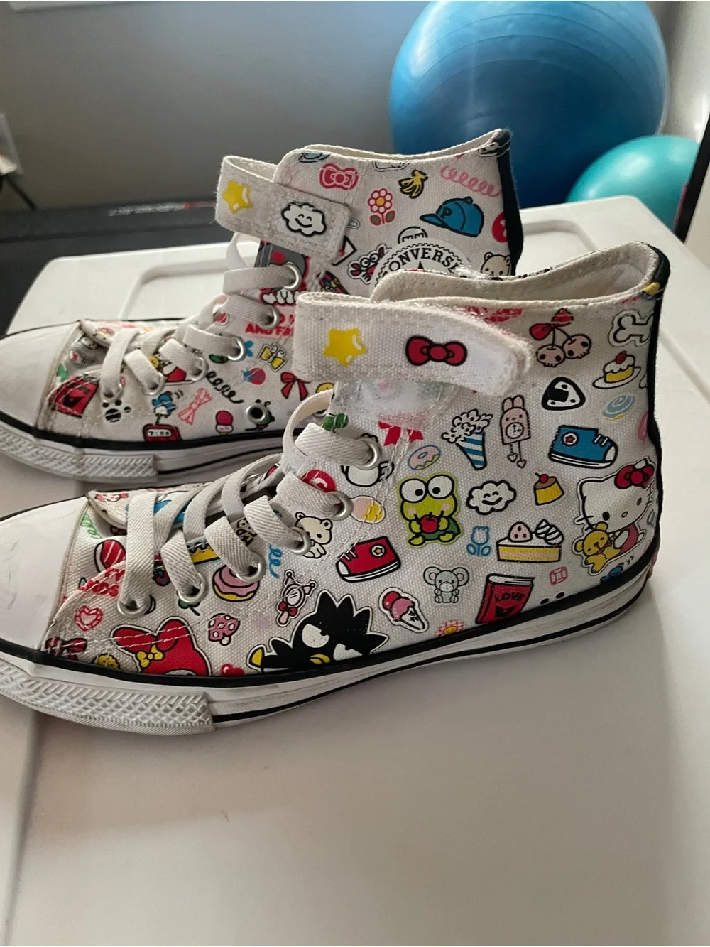 Hello Kitty White Multicolor Graphic Kids High-Top All Star Converse